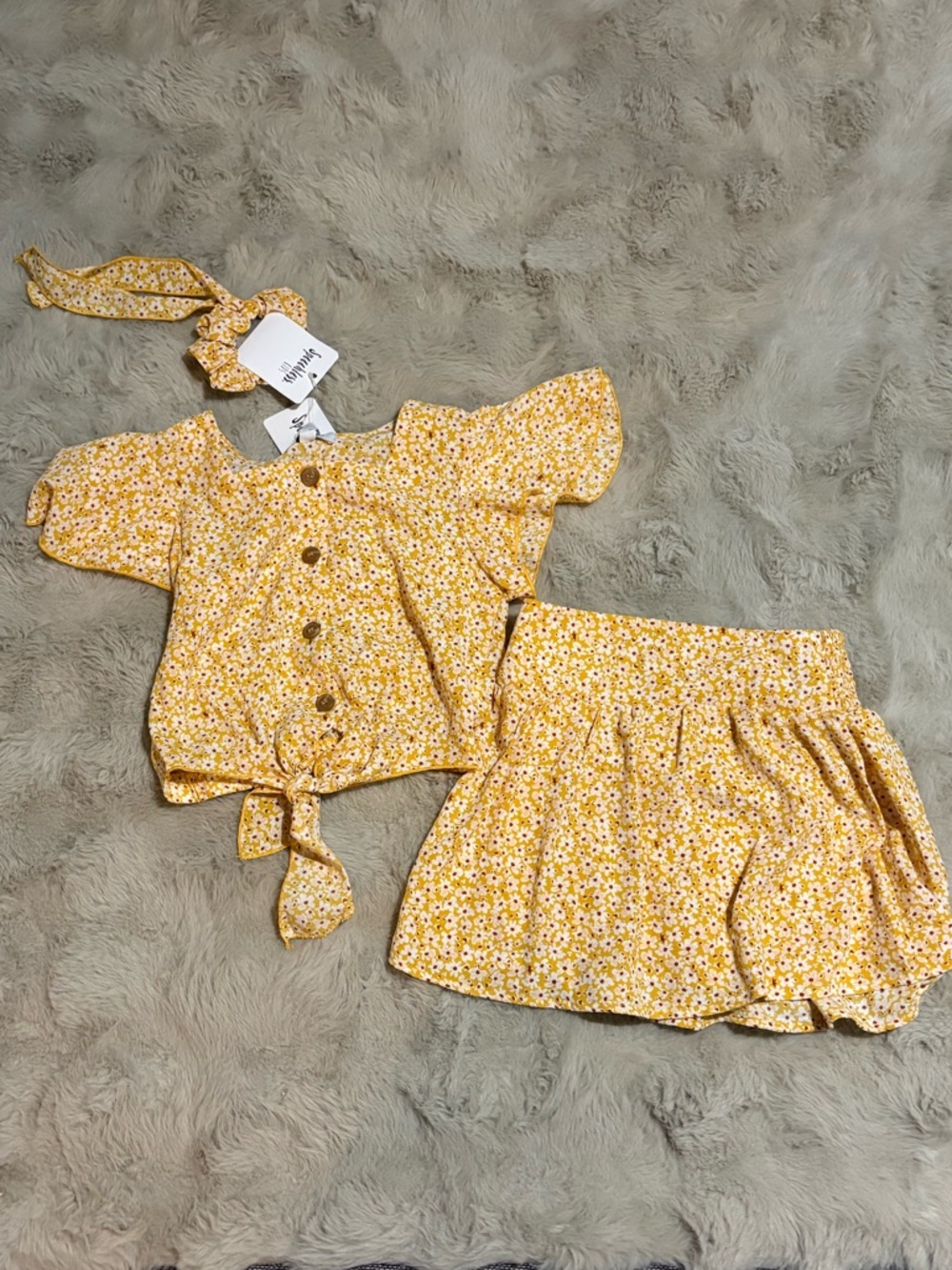 Speechless Yellow Floral Two-Piece Girls Set w/ Matching Scrunchie